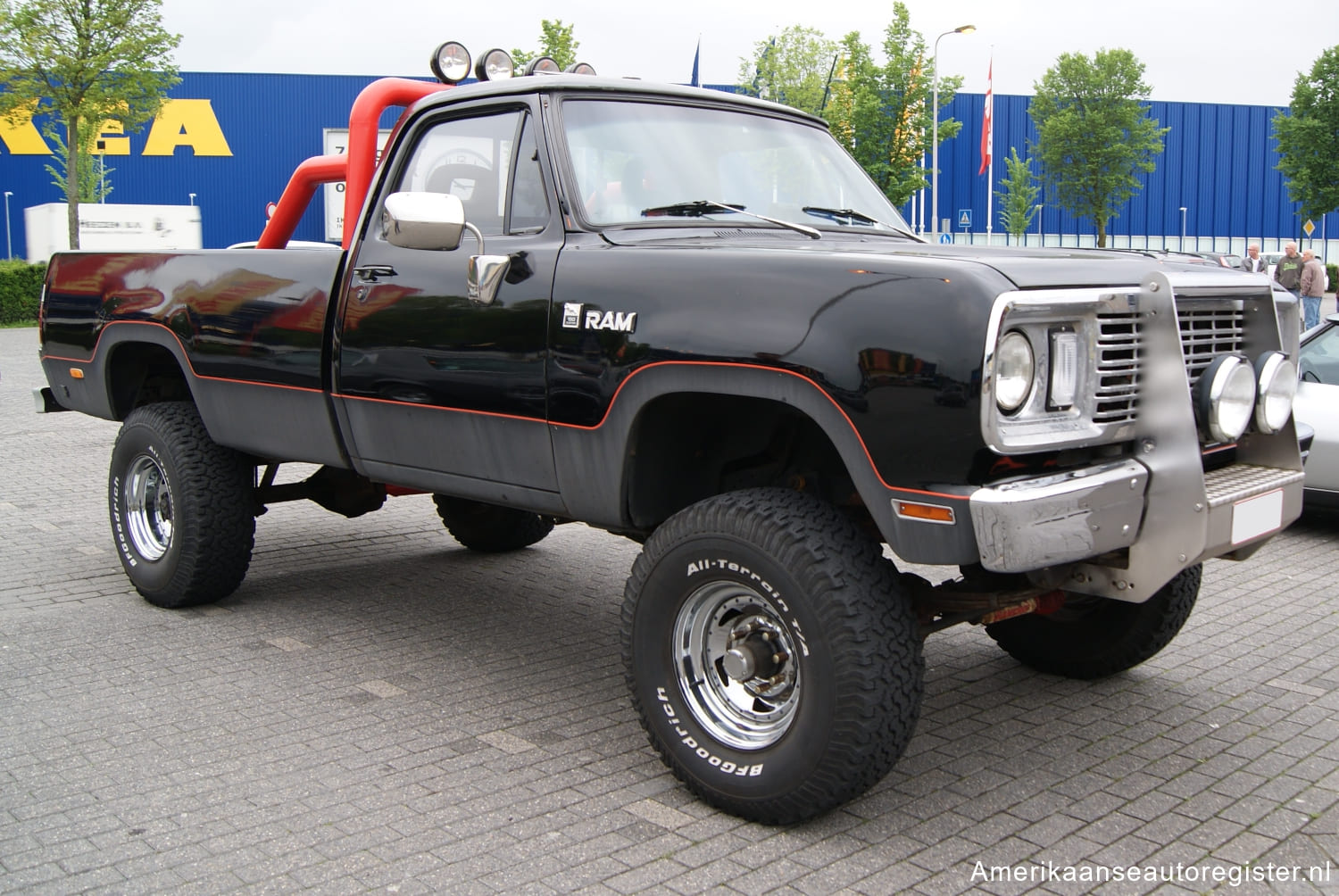 Dodge DW Series uit 1977